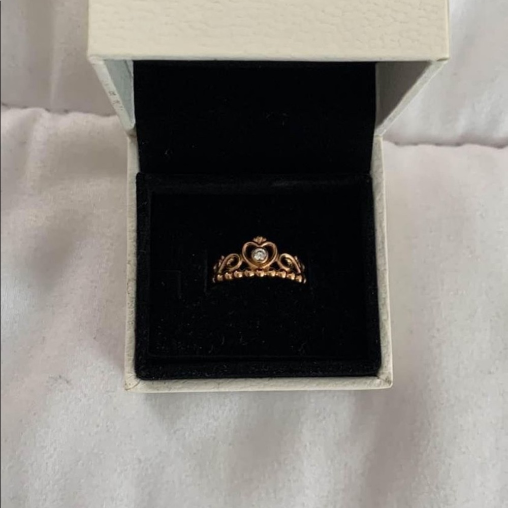 Pandora tiara ring